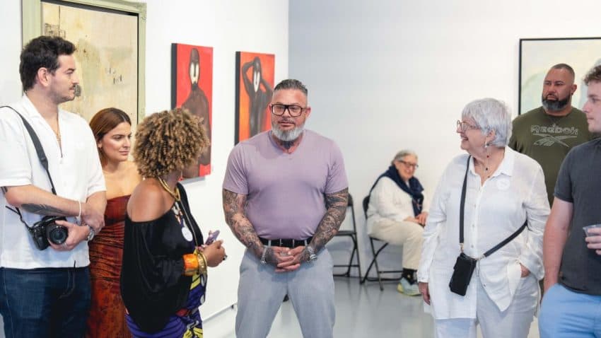 Summer for Art Exhibitions and Fairs: A Strategic Advantage for Artists