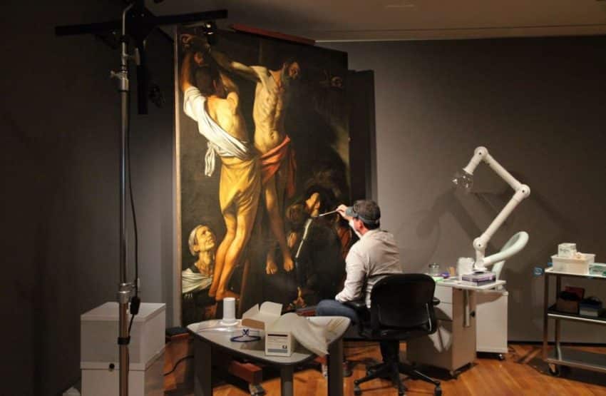 clean and protect paintings