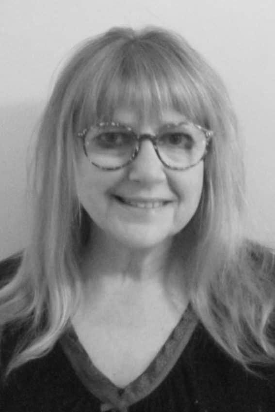 Agora artist Linda Rosen
