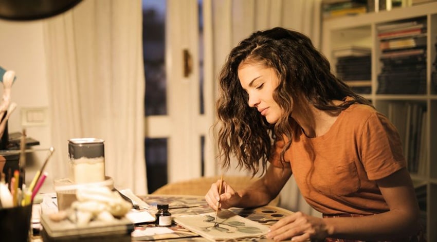 artist in studio