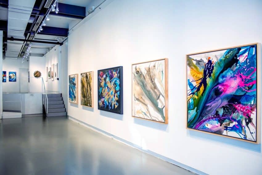 Agora Gallery