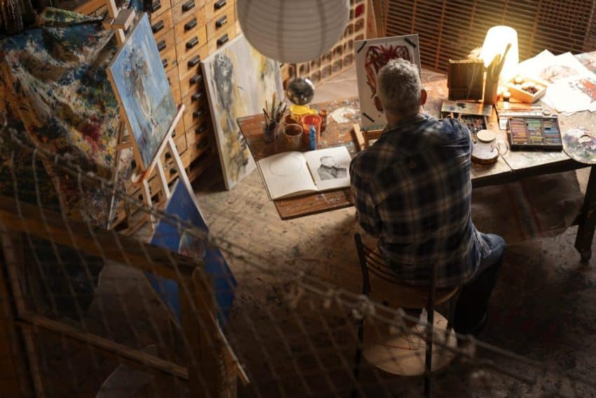 Resolutions for Aspiring and Mid-Career Artists in the New Year 