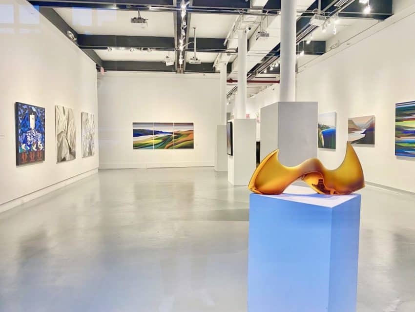 Agora’s Expertise in Art Curation