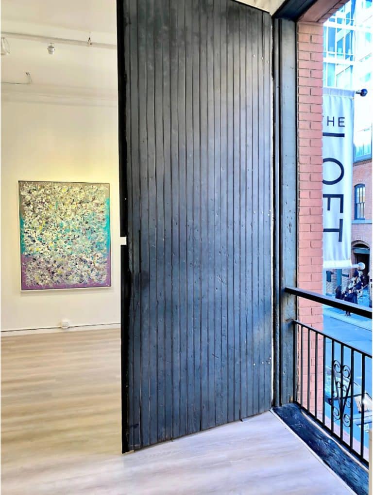 Where to host a Solo art Exhibition in New York?